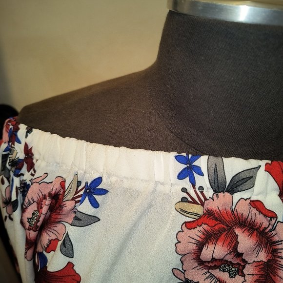 Shein Off Shoulder Crop Top - Picture 3 of 4